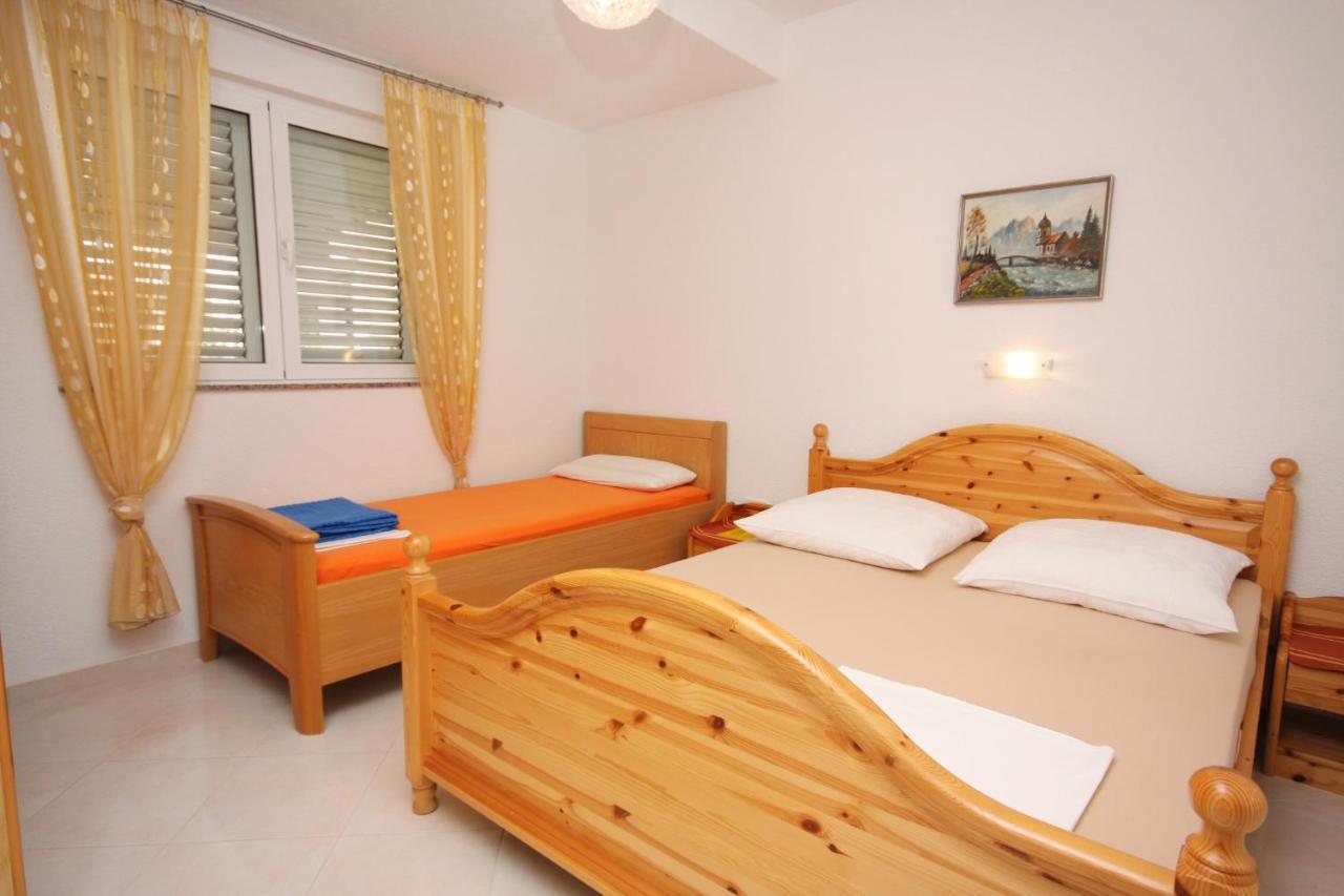 Apartments With A Parking Space Vodice - 2995 Exteriör bild